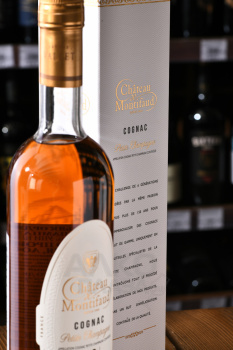 Chateau de Montifaud VS Fine Petite Champagne in tube - коньяк Шато де Монтифо ВС Файн Пти Шампань 0.5 л в тубе