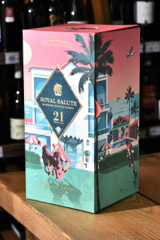 Chivas Regal Royal Salute 21YO Polo Miami Blended - виски Чивас Ригал Роял Салют 21 год Майами Поло Бленд 0.7 л в п/у