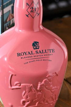 Chivas Regal Royal Salute 21YO Polo Miami Blended - виски Чивас Ригал Роял Салют 21 год Майами Поло Бленд 0.7 л в п/у