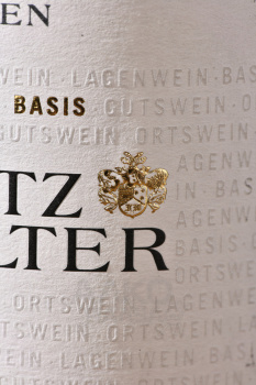 Fritz Walter Grauer Burgunder Trocken - вино Фриц Вальтер Грауэр Бургундер 0.75 л белое сухое