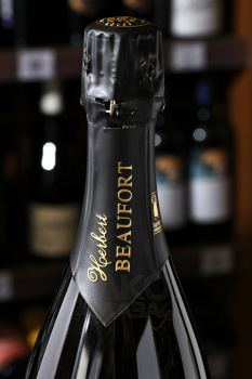 Herbert Beaufort Blanc de Noir Bouzy Grand Cru AOC - шампанское Эрбер Бофор Блан де Нуар Бузи Гран Крю 0.75 л