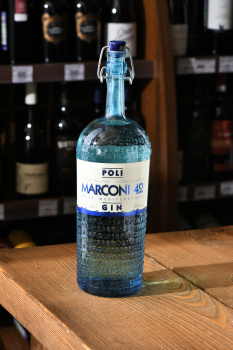 Poli Marconi 42 - джин Поли Маркони 42 0.7 л