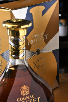 Croizet XO - коньяк Крозет ХО 0.7 л в п/у