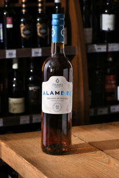 Alambre Moscatel de Setubal - вино крепленое Аламбре Мушкатель де Сетубаль 0.75 л белое