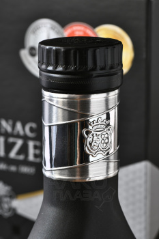 Croizet Black Legend Cognac - коньяк Крозет Блэк Легенд 0.7 л в п/у