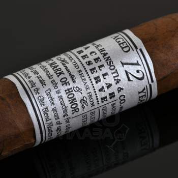 Сигары Gurkha Cellar Reserve 12 Platinum Double Robusto