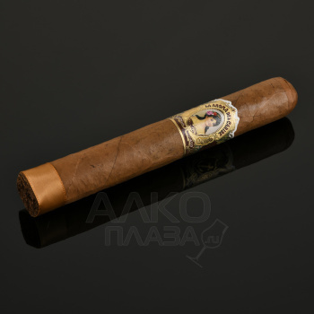 La Aroma del Caribe Connecticut Monarch - сигары Ла Арома дель Карибе Коннектикут Монарх