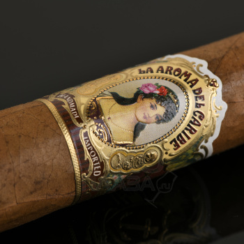 La Aroma del Caribe Connecticut Monarch - сигары Ла Арома дель Карибе Коннектикут Монарх