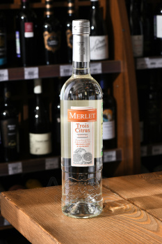 Merlet Triple Sec - ликер Мерле Трипл Сек 0.7 л
