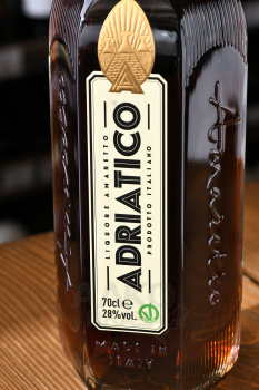 Adriatico Amaretto - ликер Адриатико Амаретто 0.7 л