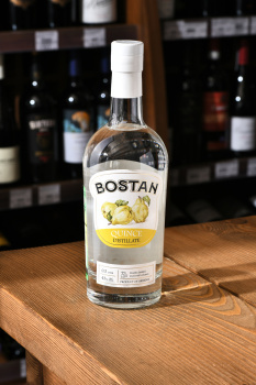 Bostan Quince - водка плодовая Бостан Айва 0.5 л