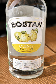 Bostan Quince - водка плодовая Бостан Айва 0.5 л