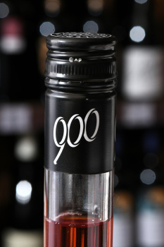 Strega Aperitivo 900 - ликер Стрэга Аперитиво 900 0.7 л