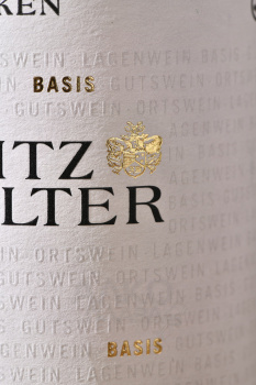 Fritz Walter Riesling - вино Фриц Вальтер Рислинг 0.75 л белое сухое