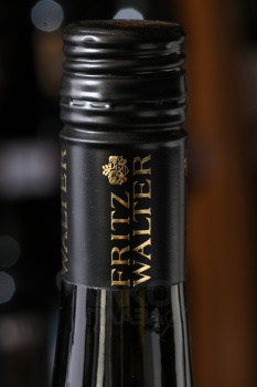 Fritz Walter Riesling - вино Фриц Вальтер Рислинг 0.75 л белое сухое
