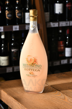Meloncino Bottega - ликер крем Мелончино Боттега 0.5 л