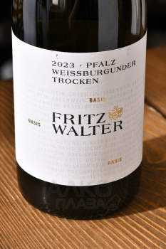 Fritz Walter Wisser Burgunder Trocken - вино Фриц Вальтер Вайсер Бургундер 0.75 л белое сухое