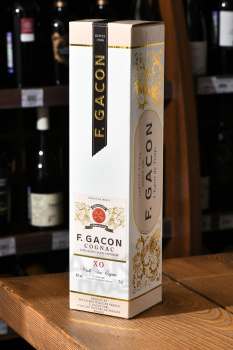 F. Gacon XO Vieille Fine Cognac - Ф.Гакон ХО Вьей Фин Коньяк 0.7 л в п/у