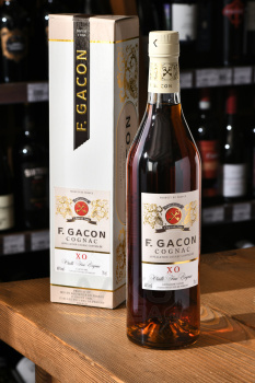 F. Gacon XO Vieille Fine Cognac - Ф.Гакон ХО Вьей Фин Коньяк 0.7 л в п/у