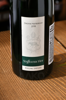 Staffelter Hof Dhron Hofberger Riesling Spatlese Mosel - вино Штаффельтер Хоф Дрон Хофбергер Рислинг Шпетлезе Мозель 0.75 л белое сладкое