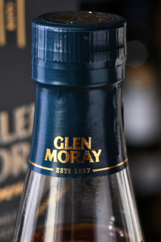 Glen Moray Single Malt Cabernet Cask Finish gift box - виски Глен Морей Сингл Молт Каберне Каск Финиш 0.7 л п/у