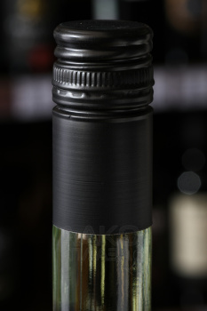 Weinkellerstoltz Gruner Veltliner - вино Вайнкеллерштольц Грюнер Вельтлинер 0.75 л белое сухое