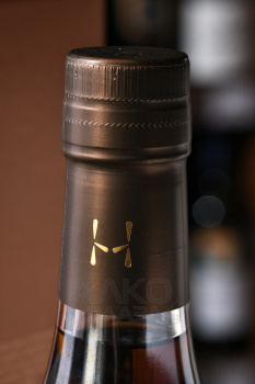 Henri Mounier VSOP in box - коньяк Анри Мунье ВСОП 0.7 л в п/у