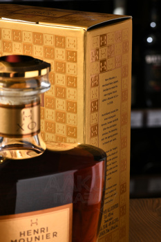 Henri Mounier ХО decanter - коньяк Анри Мунье ХО 0.7 л декантер