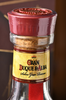Gran Duque d’Alba - бренди де херес Гран Дуке де Альба 0.7 л в п/у