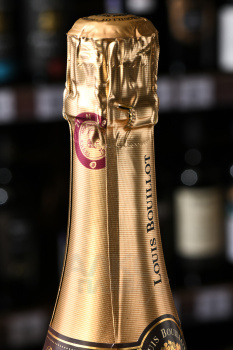 Louis Bouillot Brut Grande Reserve Cremant de Bourgogne AOC - игристое вино Луи Буйо Брют Гран Резерв Креман де Бургонь 0.75 л