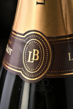 Louis Bouillot Brut Grande Reserve Cremant de Bourgogne AOC - игристое вино Луи Буйо Брют Гран Резерв Креман де Бургонь 0.75 л