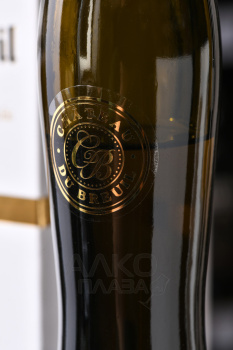 Chateau du Breuil VSOP - кальвадос Шато дю Брёй ВСОП 0.7 л в п/у