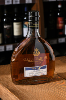 Claude Chatelier VSOP - коньяк Клод Шателье ВСОП 0.5 л 