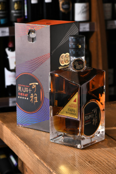 Changyu Fine Brandy Collector’s Edition - Чанг-Юй Файн Бренди Коллекторс Эдишн 0.7 л в п/у