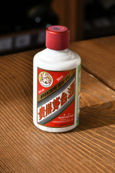 Kweichow Moutai - байцзю Куайчжоу Маотай 0.05 л