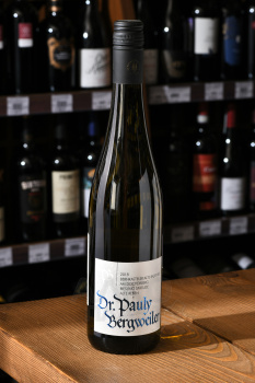 Dr. Pauly Bergweiler Benkasteler Badstube Doctorberg Riesling Spatlese Alte Reben - вино Др. Паули Бергвайлер Бенкастель Бадштубе Докторберг Рислинг Шпетлезе Альте Ребен 0.75 л белое сухое