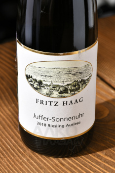 Fritz Haag Brauneberger Juffer Sonnenuhr Riesling Auslese Mosel - вино Фриц Хааг Браунбергер Юффер Зонненур Рислинг Ауслезе Мозель 0.375 л белое сладкое