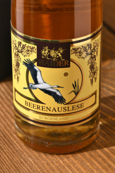 BioDyn Weinhof Haider Beerenauslese - вино БиоДин Вайнхоф Хайдер Беренауслезе 0.375 л белое сладкое в п/у