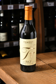 Tement Ba.T Beerenauslese - вино БА.Т Бееренауслезе 0.375 л белое сладкое