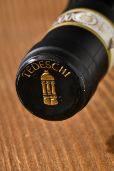 Tedeschi Capitel Fontana Recioto della Valpolicella Classico - вино Тедески Капитель Фонтана Речото Делла Вальполичелла Классико 0.375 л красное сладкое