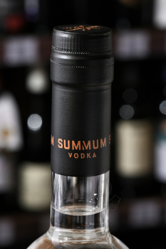 Summum Select - водка Суммум Селект 0.5 л