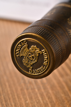 Daniel Bouju Royal Grand Champagne gift box - коньяк Даниэль Бужу Рояль Гранд Шампань 0.7 л п/у