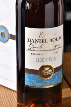 Daniel Bouju Extra 35 yrs - коньяк Даниэль Бужу Экстра 35 лет 0.7 л