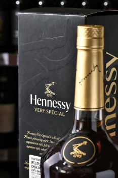 Hennessy VS - коньяк Хеннесси ВС 1 л