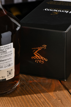 Hennessy VS - коньяк Хеннесси ВС 1 л