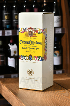 Cardenal Mendoza Solera Gran Reserva - Бренди де Херес Карденал Мендоза 0.7 л