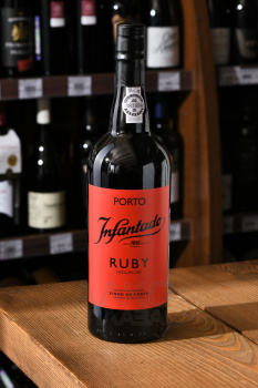Quinta do Infantado Ruby - портвейн Квинта до Инфантадо Руби 0.75 л