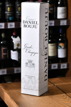Daniel Bouju VSOP Grand Champagne gift box - коньяк Даниэль Бужу ВСОП Гранд Шампань 0.5 л
