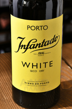 Quinta do Infantado Porto White - портвейн Квинта до Инфантадо Порто Вайт 0.75 л