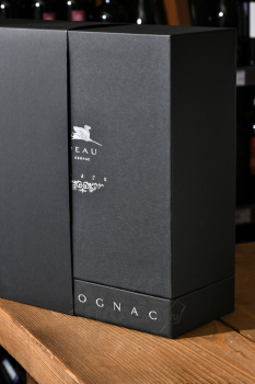 Deau Black gift box - коньяк До Блэк 0.7 л п/у